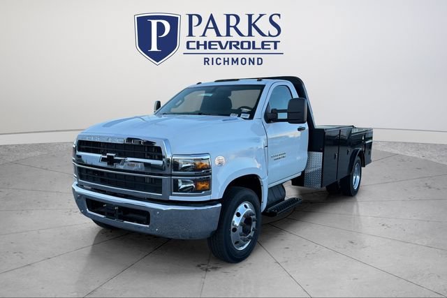 New 2024 Summit White Chevrolet Work Truck image 4