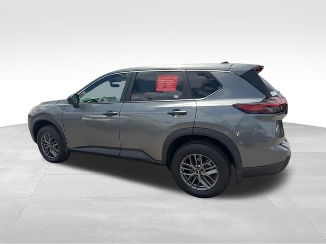 Used 2026 Gray Nissan S image 7