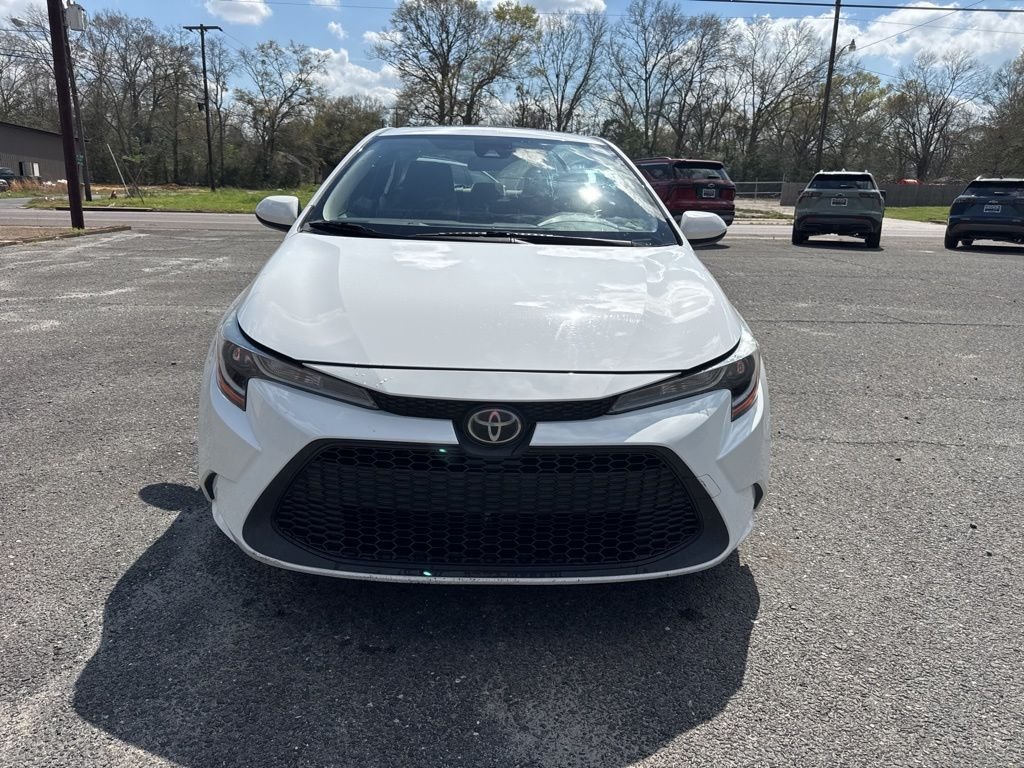 Used 2020 Toyota Corolla LE with VIN JTDHPRAEXLJ007758 for sale in DeRidder, LA