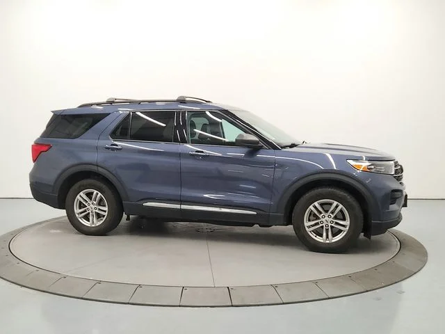 Used 2021 Blue Ford XLT image 8