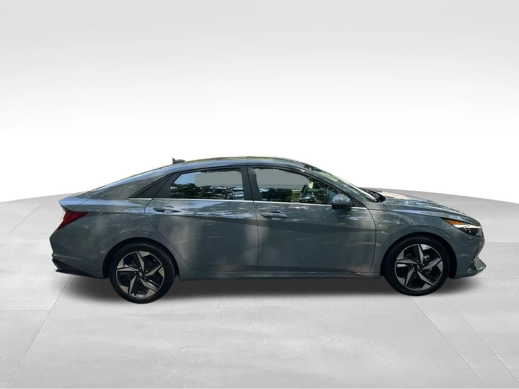 Used 2021 Gray Hyundai Limited image 7