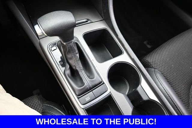 Used 2019 Black Kia S image 27