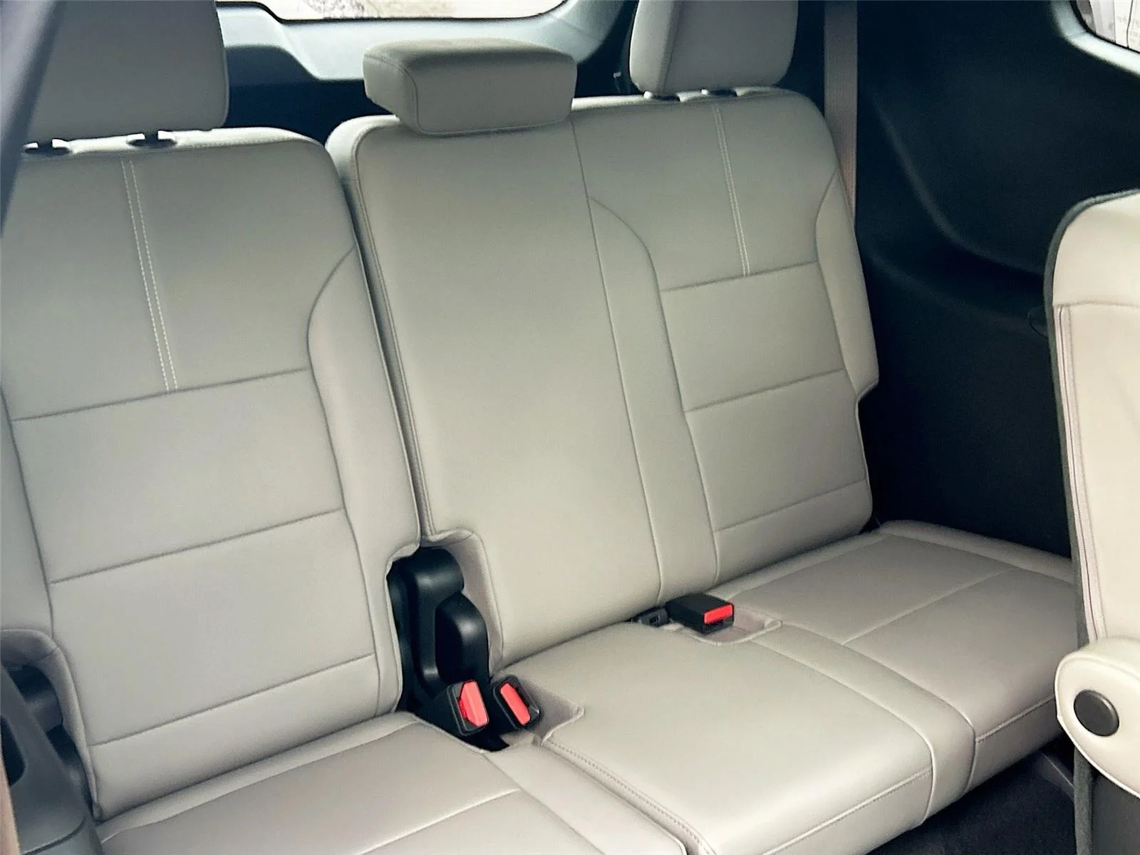 2026 GMC Acadia Elevation - Photo 28
