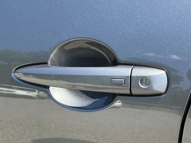 Used 2025 Gray Nissan SV image 38