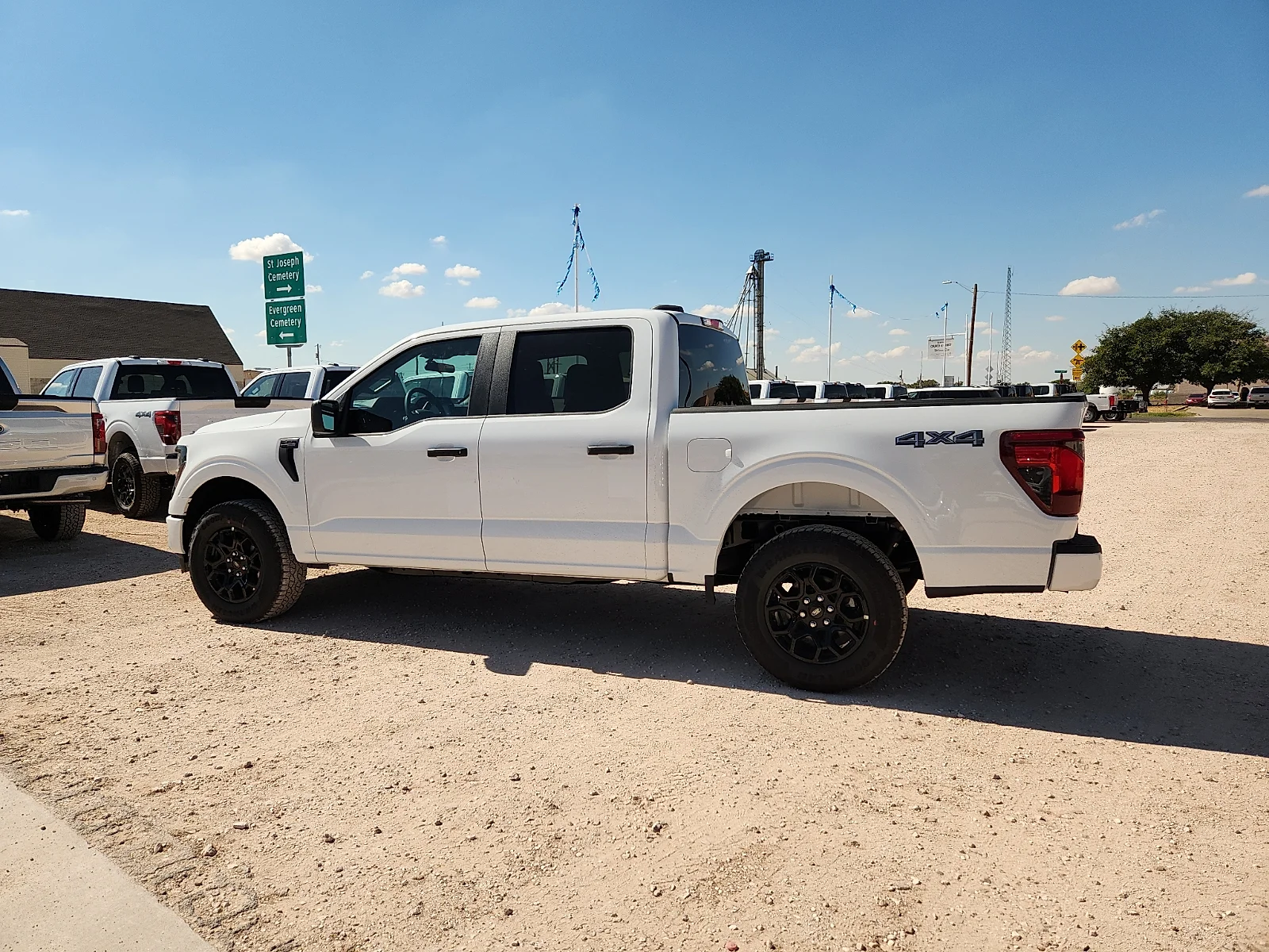 New 2026 Oxford White Ford STX image 4