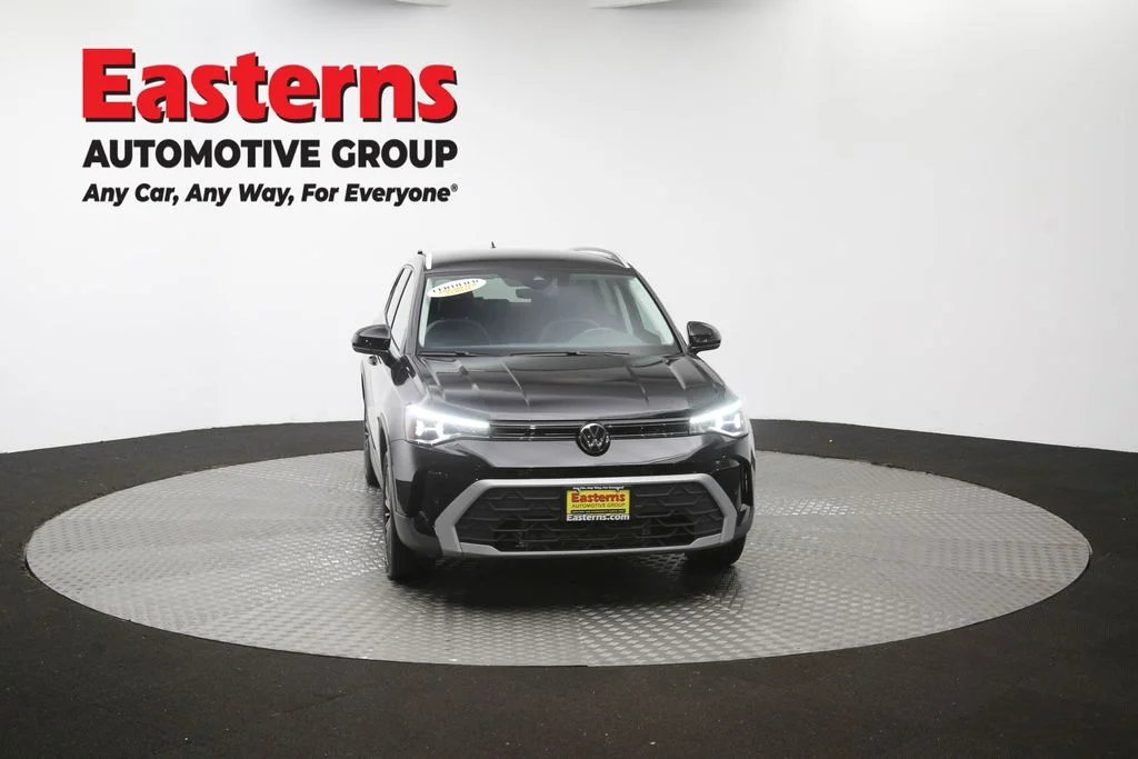 Used 2025 Black Volkswagen 1.5T SE image 50