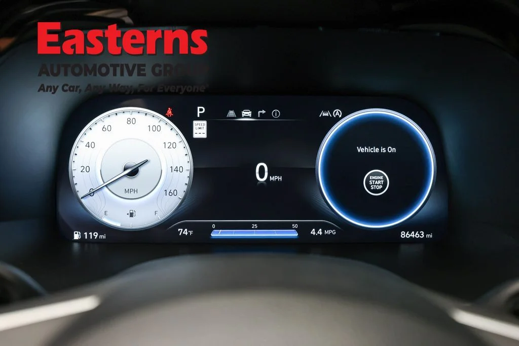 Used 2024 White Hyundai Calligraphy image 18