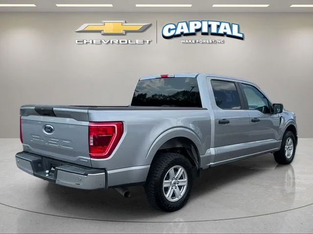 Used 2023 Silver Ford XLT image 5