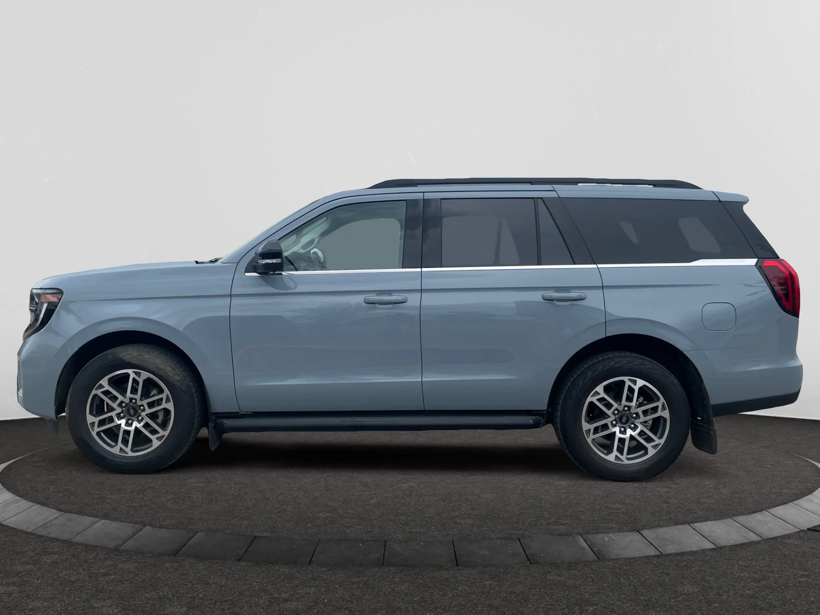 New 2026 Glacier Grey Metallic Tri-Coat Ford Active image 2