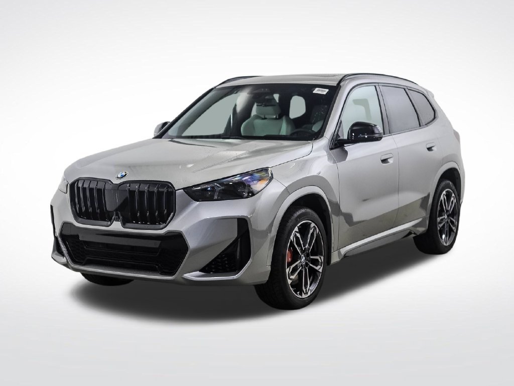 New 2027 Silver Metallic BMW xDrive28i image 1