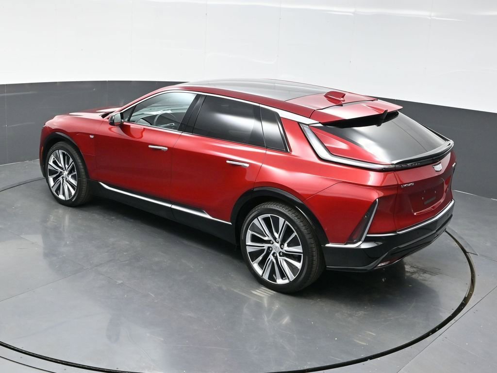 2025 Cadillac LYRIQ Luxury 3 - Photo 24