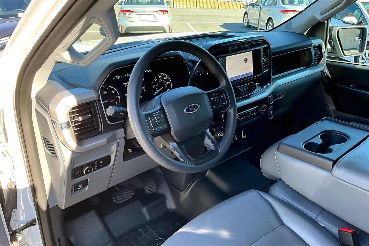 Used 2023 Oxford White Ford XL image 45