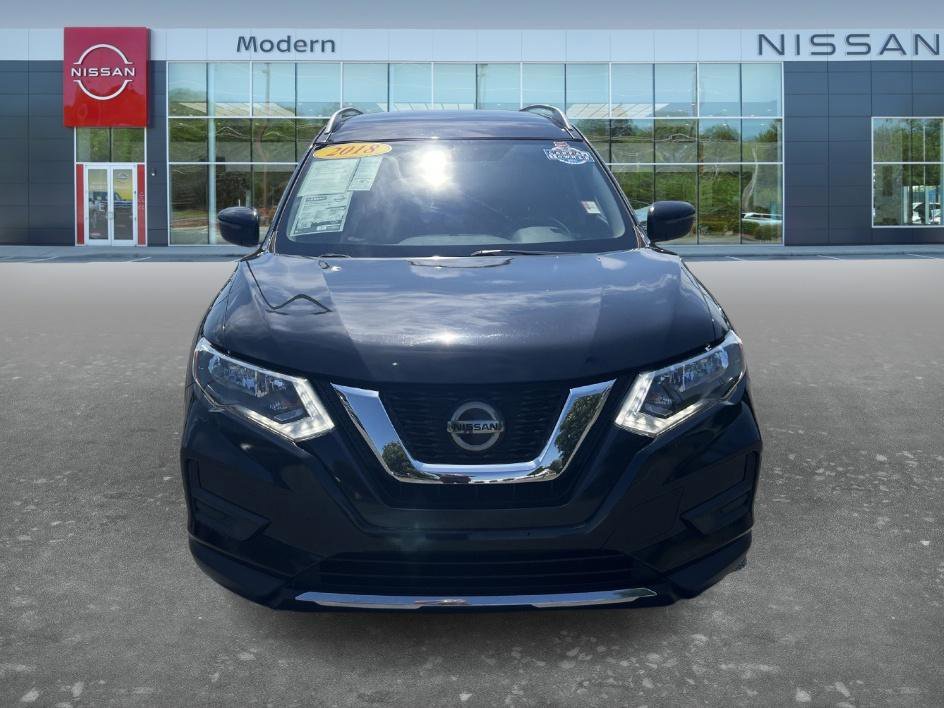Used 2018 Caspian Blue Nissan SV image 2