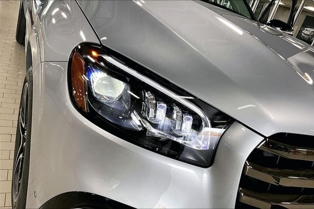 New 2026 Silver Mercedes-Benz GLS 450 image 18