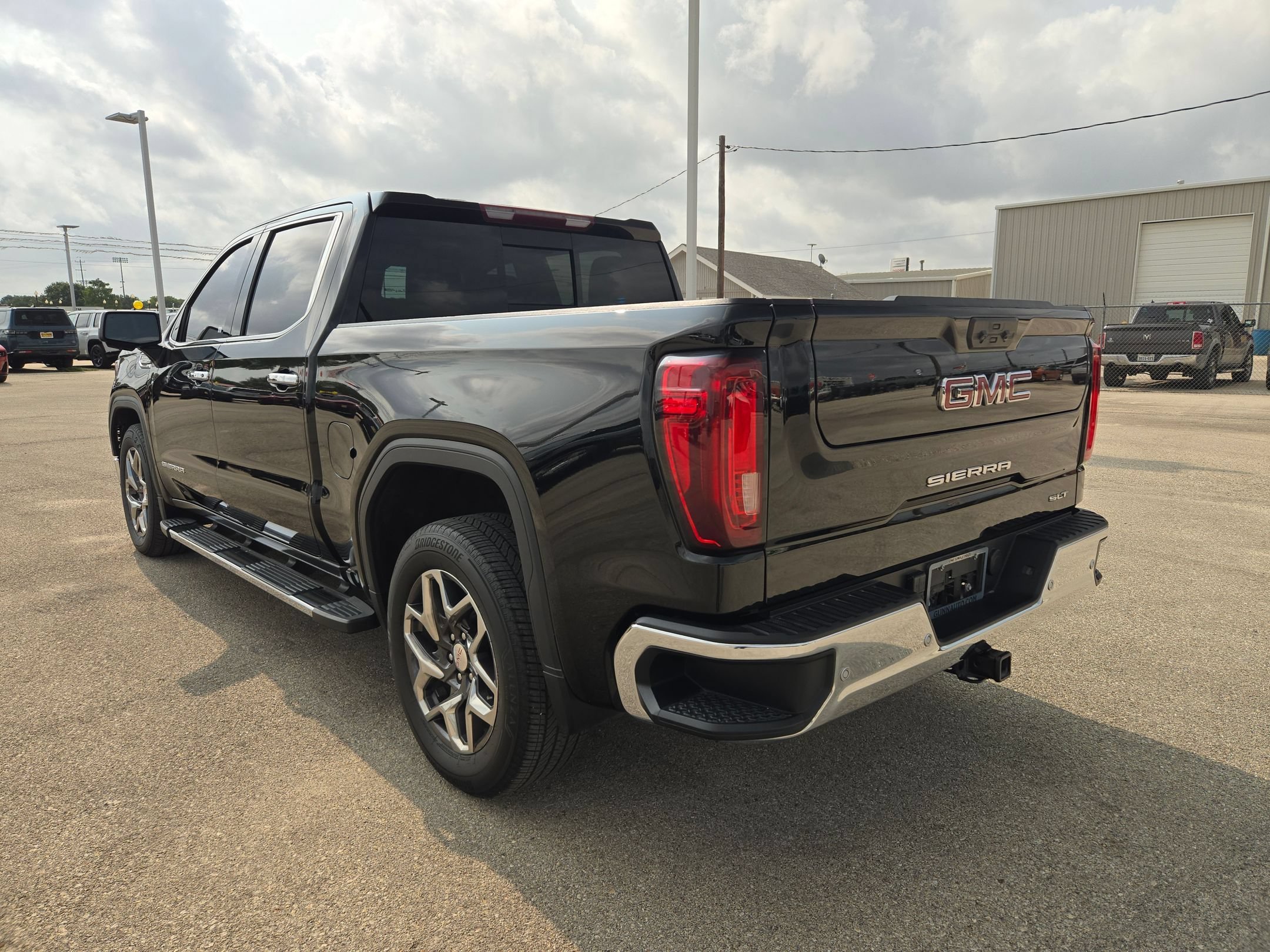Certified Used 2024 Onyx Black GMC SLT image 5