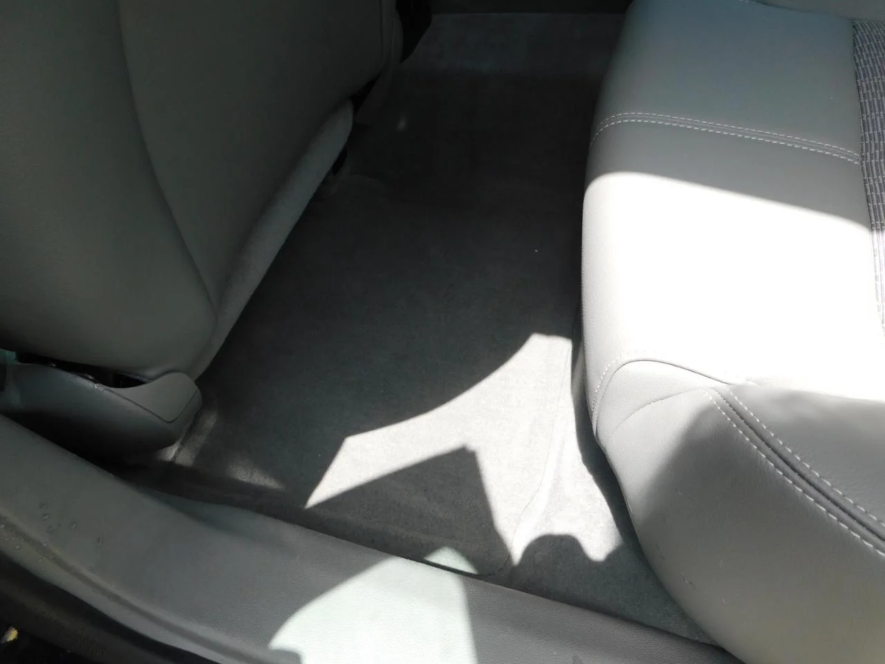 Used 2014 Black Chevrolet 4dr Sdn LT w/2LT image 23