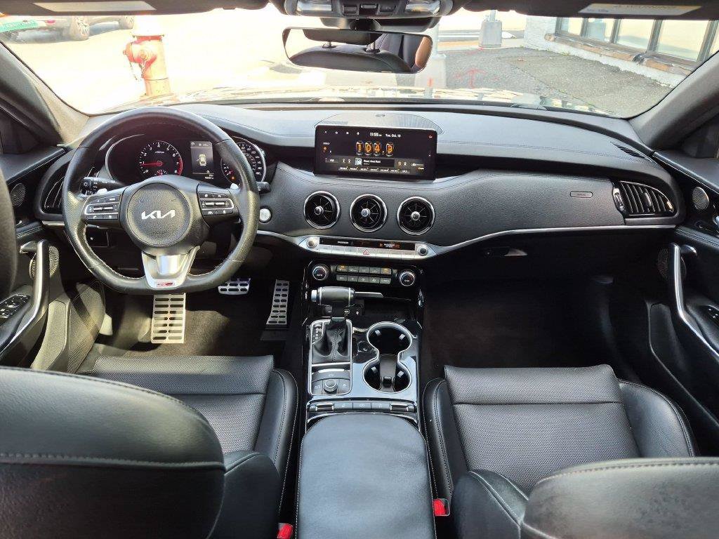Certified Used 2022 Green Kia GT-Line image 21