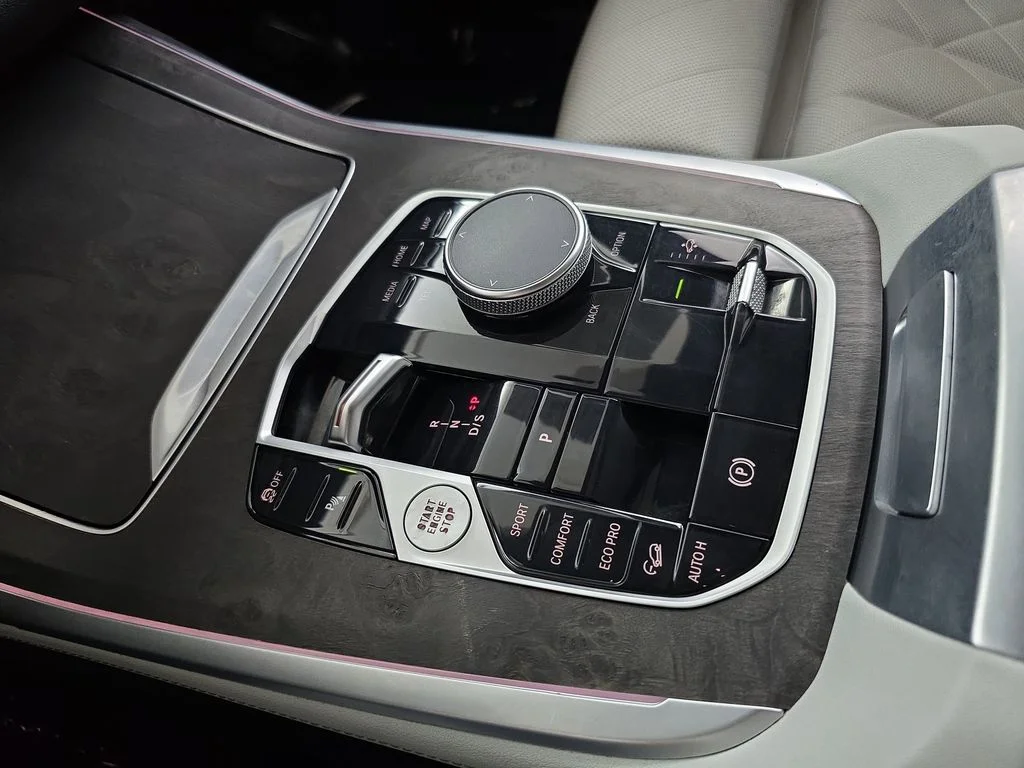 Used 2023 Skyscraper Gray Metallic BMW xDrive40i image 26