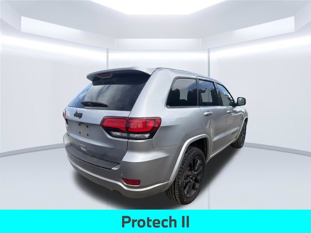 Used 2021 Silver Jeep Laredo X image 12
