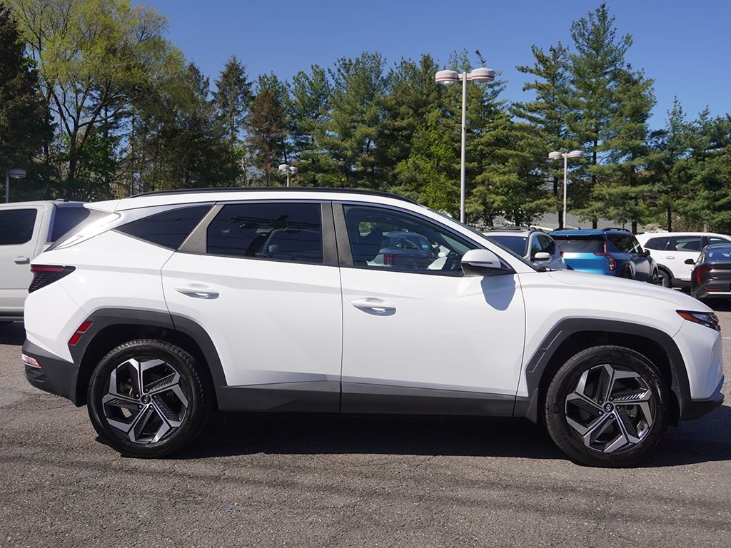 Used 2023 White Hyundai SEL image 17