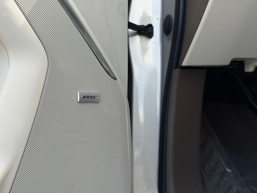 Used 2022 Beige GMC Denali image 15