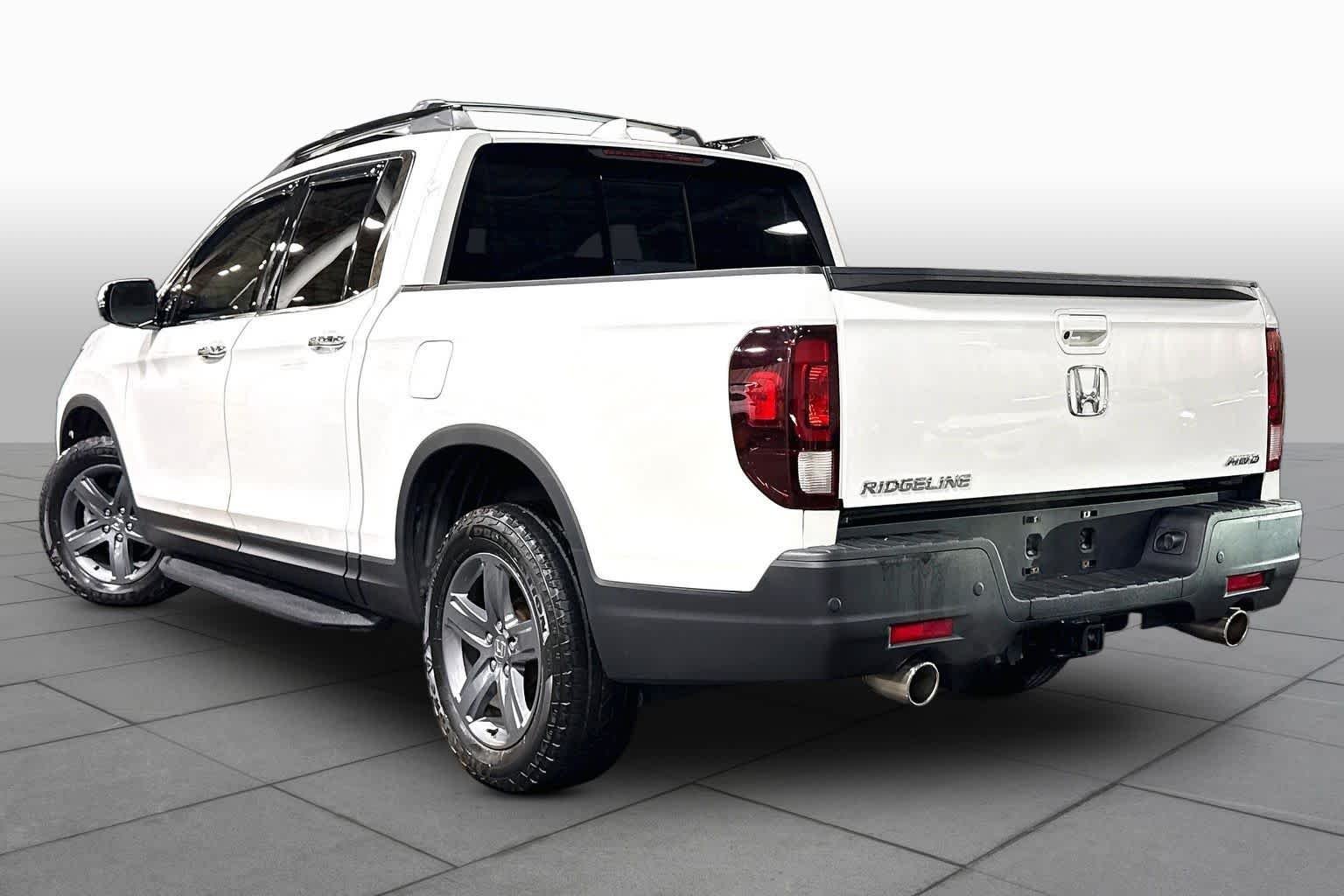Used 2022 Platinum White Pearl Honda RTL-E image 12
