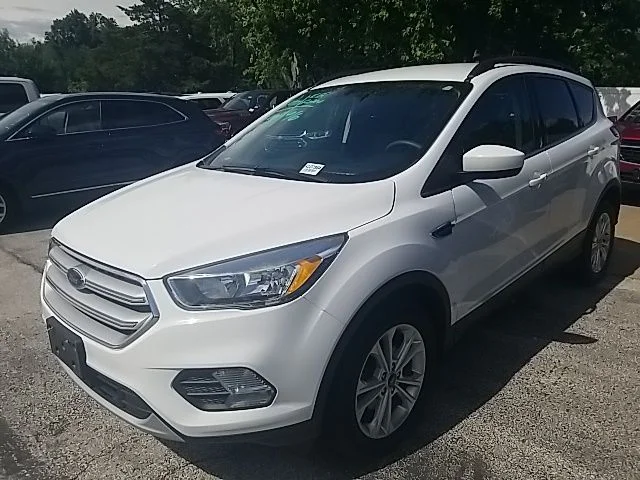 Used 2018 White Ford SE image 14