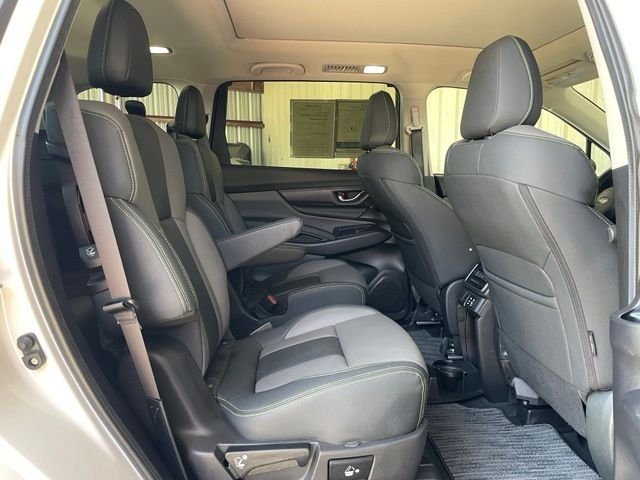 Used 2025 White Subaru Onyx Edition image 23