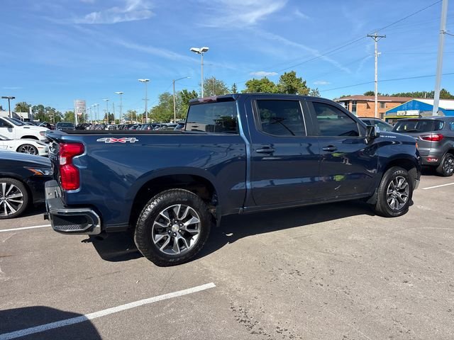 Used 2022 Blue Chevrolet LT image 23