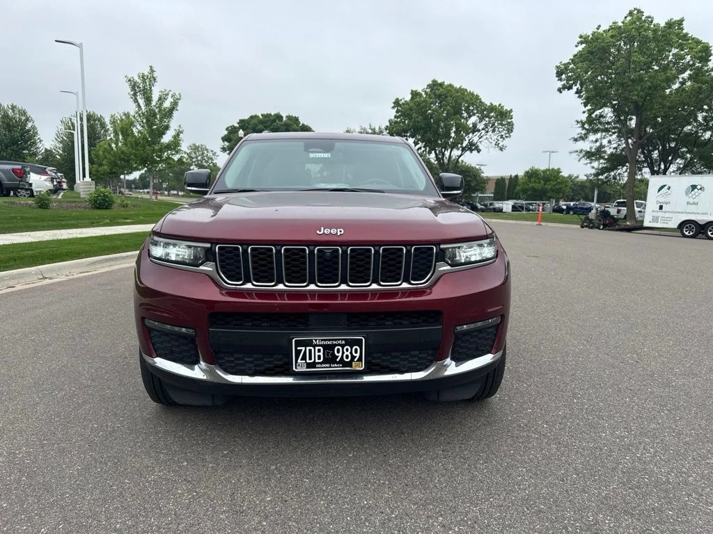 Used 2023 Red Jeep Limited image 2