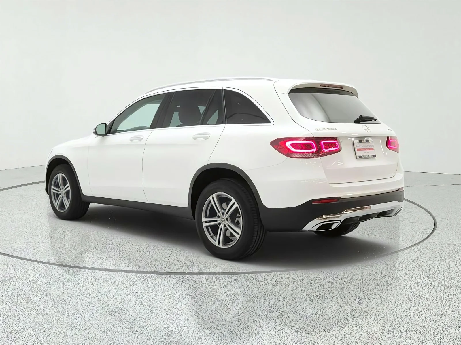 Used 2020 Polar White Mercedes-Benz GLC 300 image 7