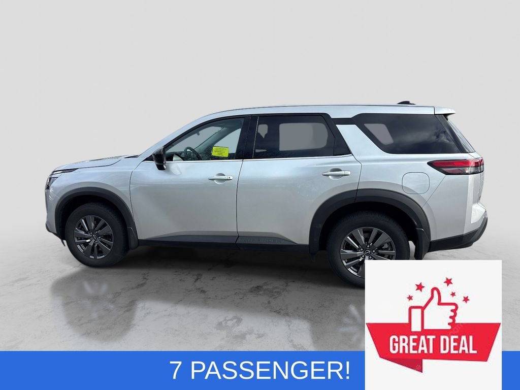 Used 2024 Silver Nissan S image 2