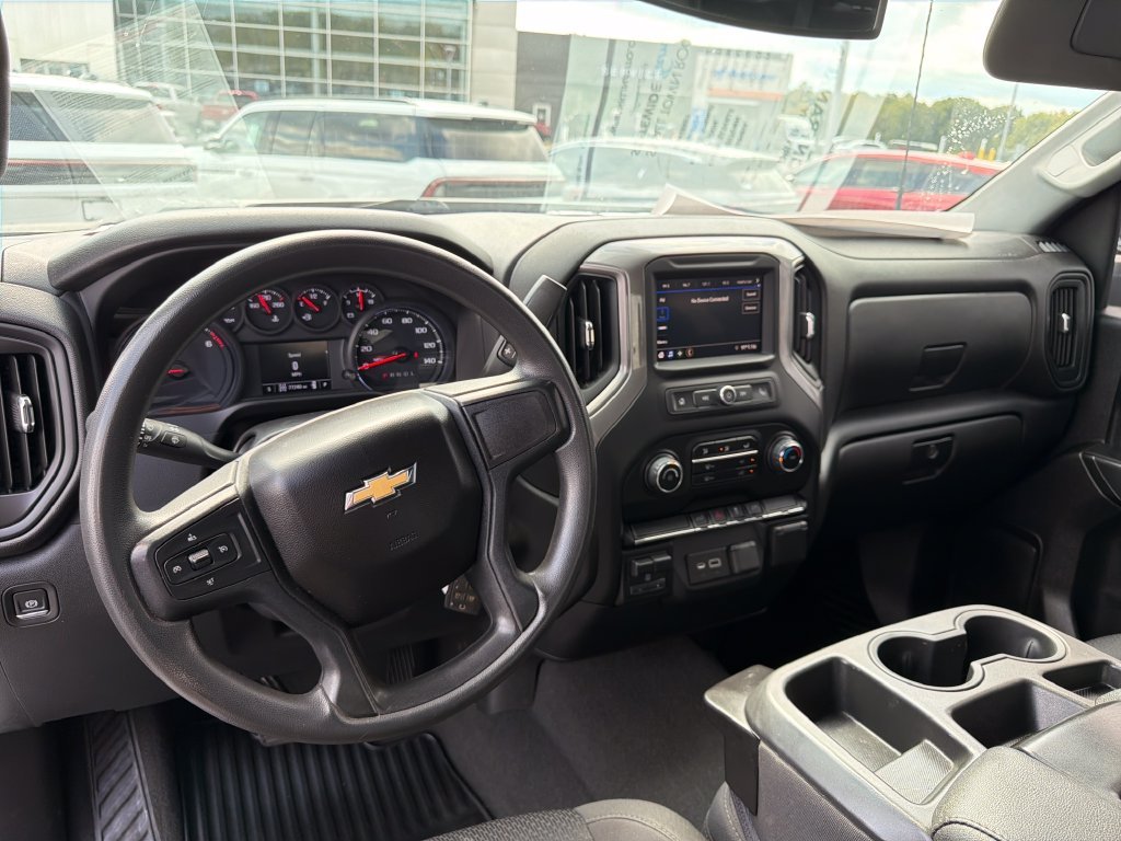 Used 2023 Silver Chevrolet Custom image 15