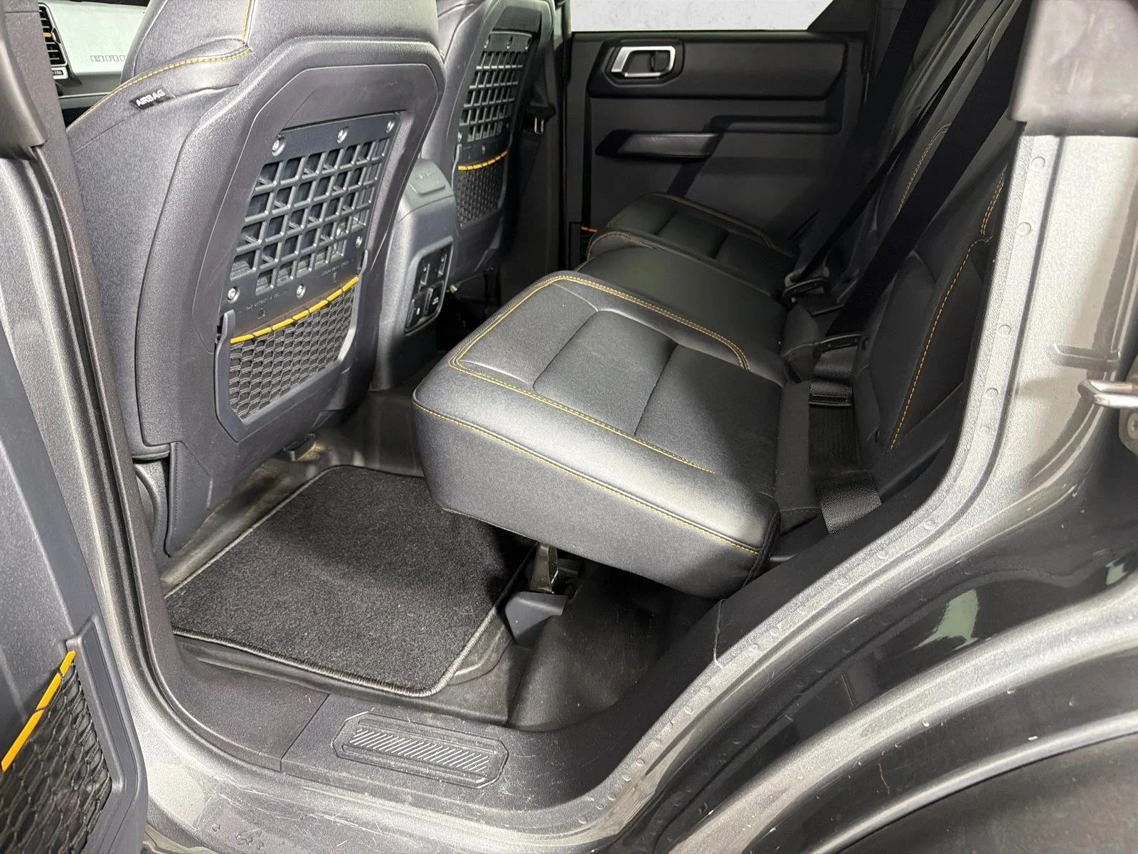 Used 2024 Gray Ford Badlands image 22