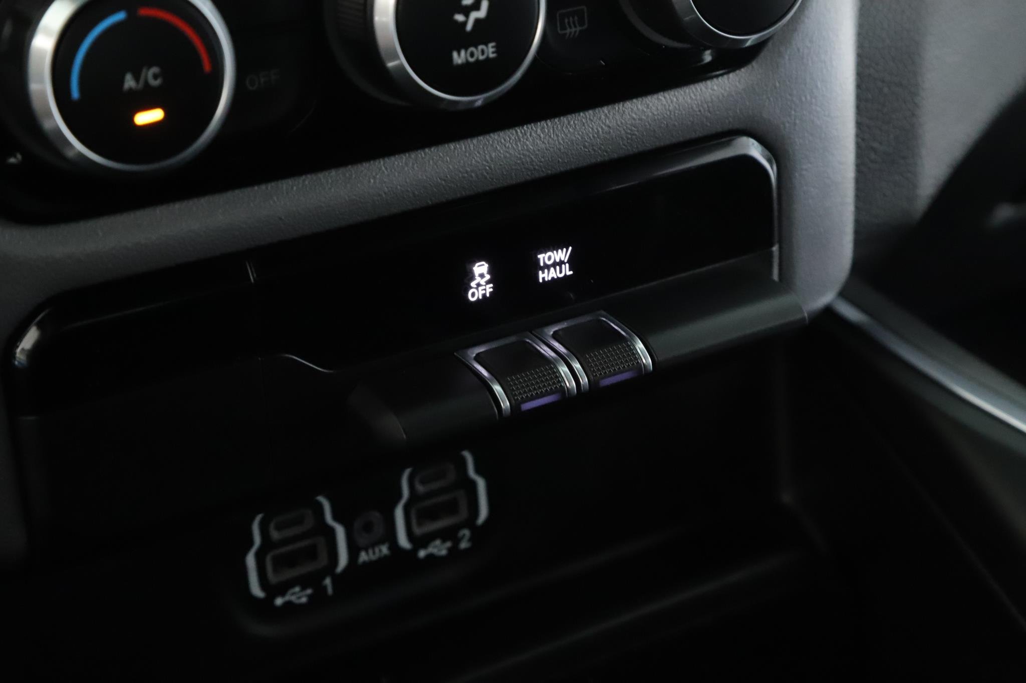 2024 RAM Ram 1500 Pickup Laramie - Photo 16