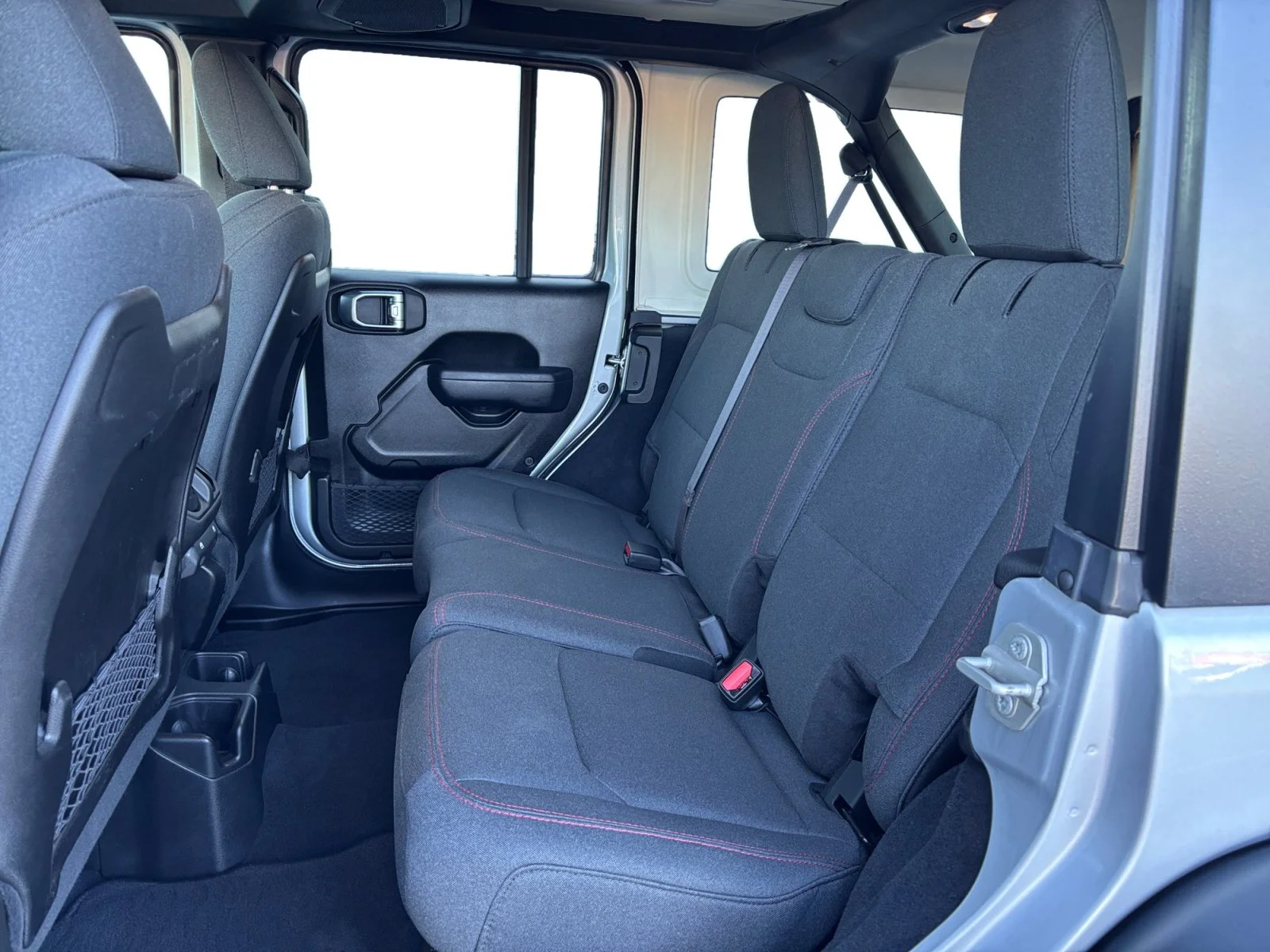 Used 2024 Silver Zynith Jeep Rubicon image 16