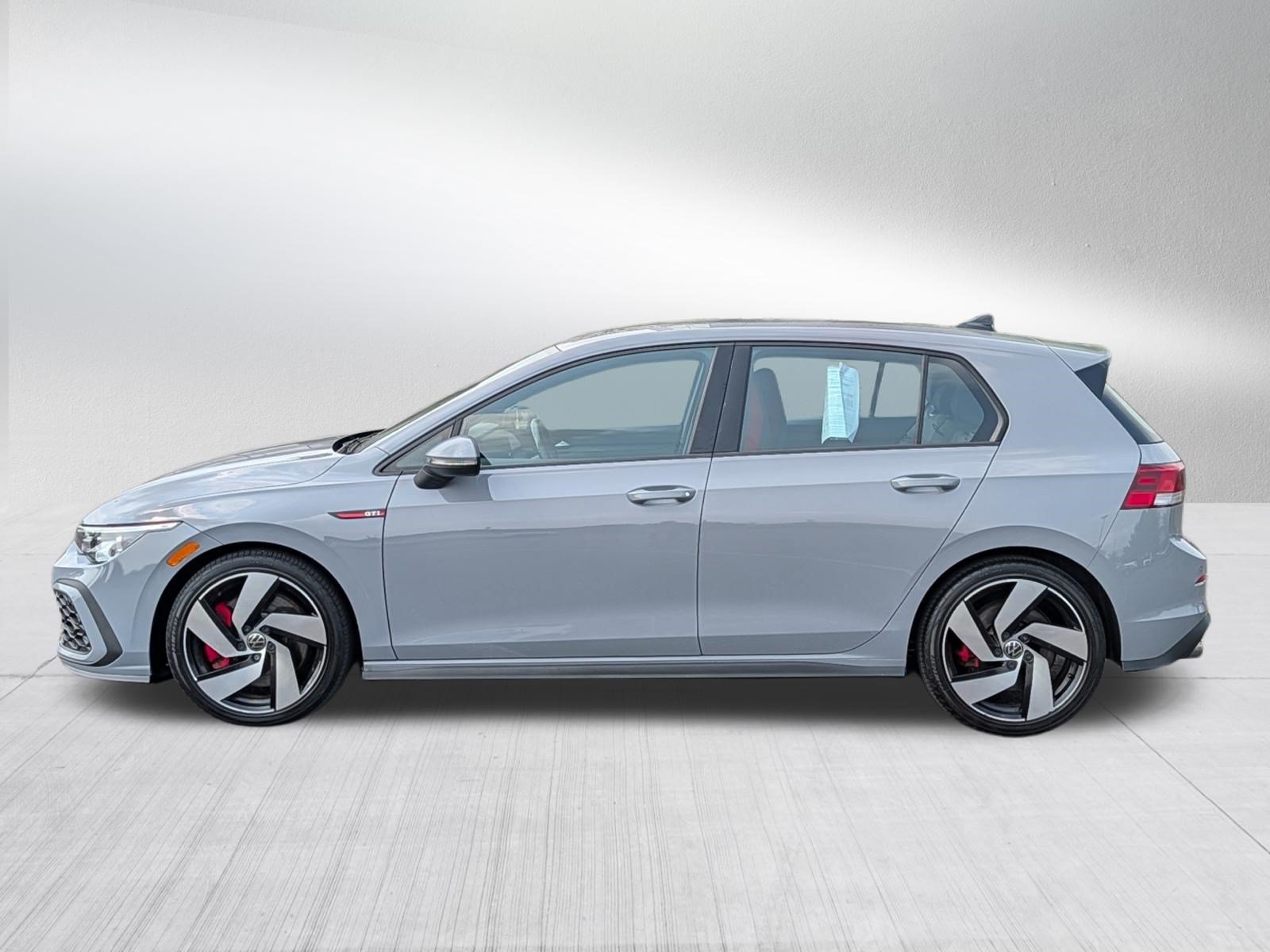 Used 2024 Moonstone Gray Volkswagen S image 4