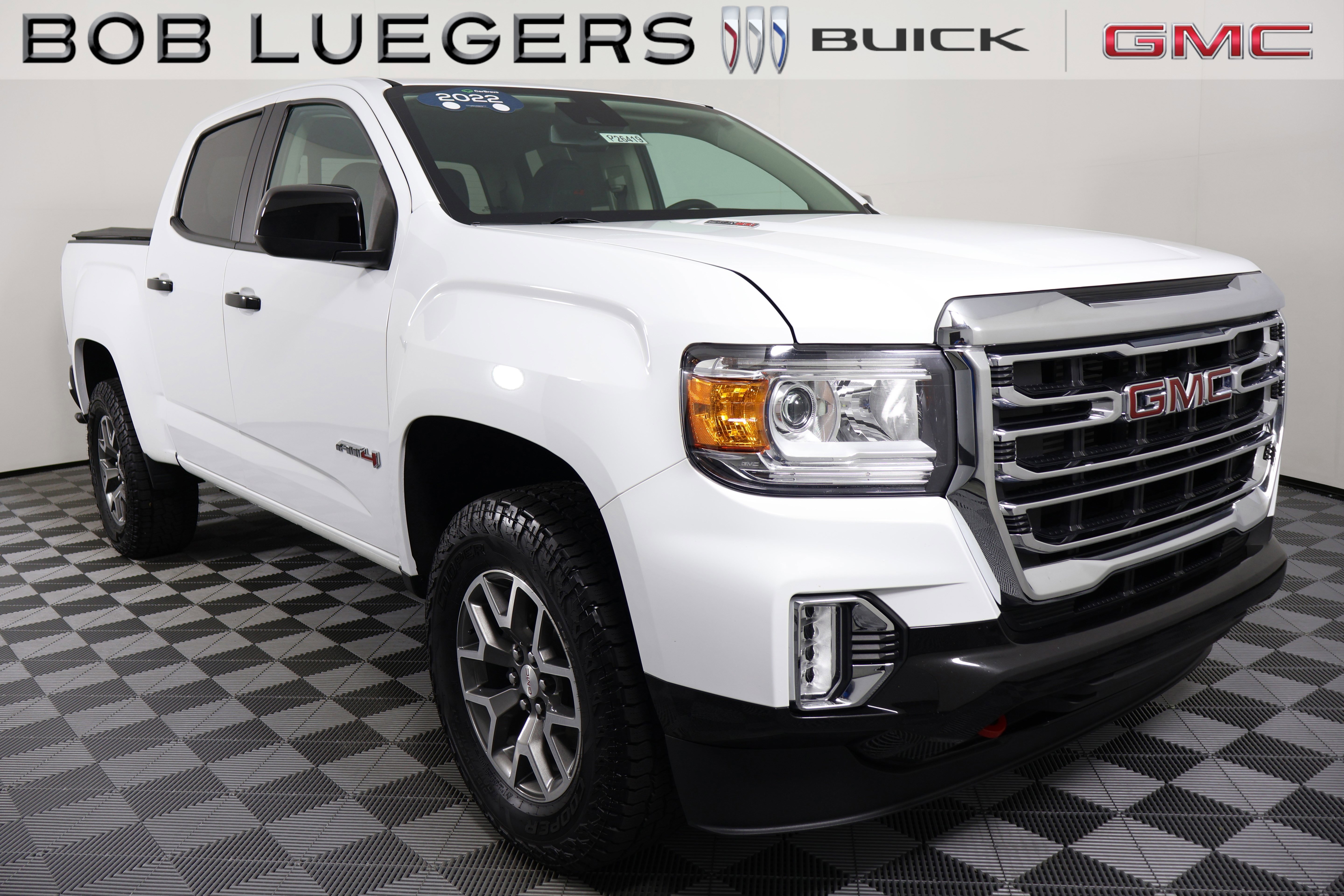 2022 GMC Canyon 4WD AT4 Crew Cab Short Box's photo