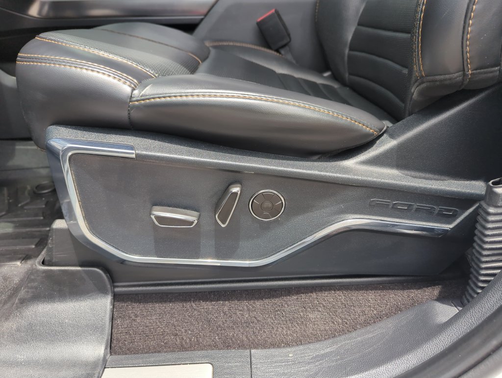 Used 2021 White Ford Platinum image 12
