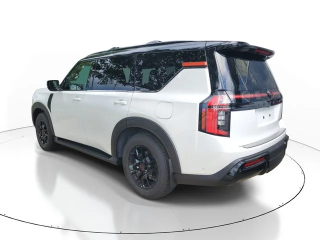 New 2026 Aspen White TriCoat / Super Black Two-tone Nissan PRO-4X® image 2