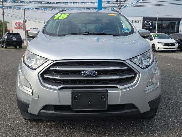 Used 2018 Silver Metallic Ford SE image 3