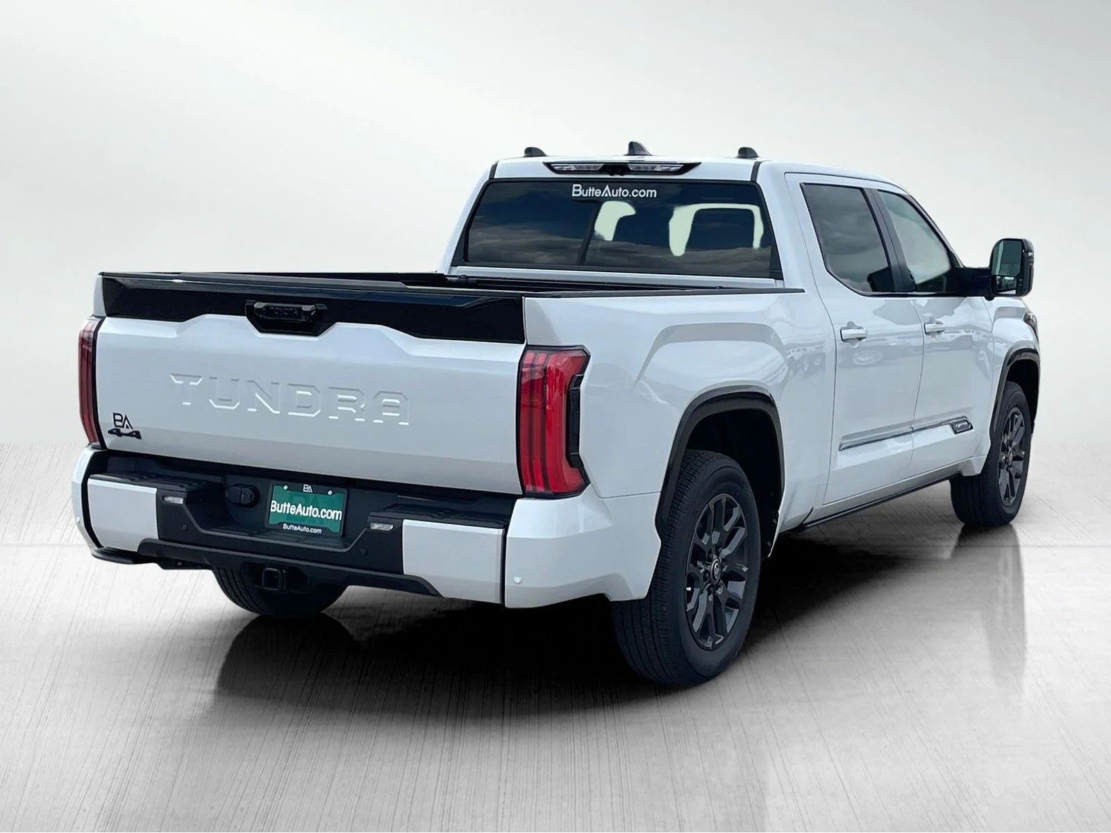 New 2026 Wind Chill Pearl Toyota Platinum image 3