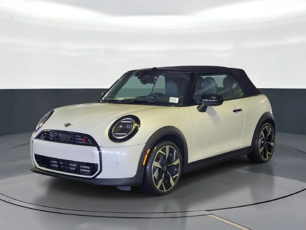 Used 2026 White MINI  image 1