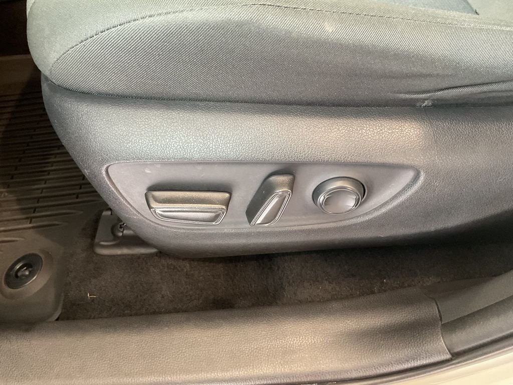 Used 2021 White Toyota XLE image 15