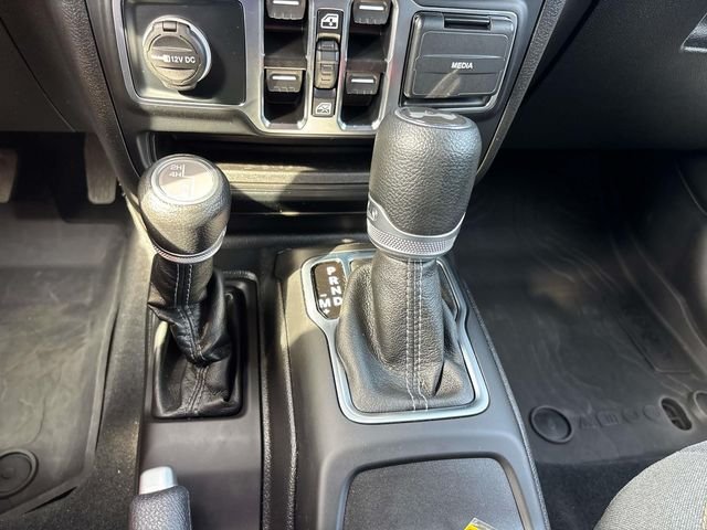 Used 2024 Bright White Clearcoat Jeep Sahara image 32