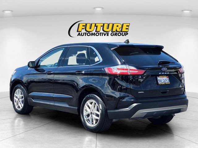 Used 2023 Black Ford SEL image 6