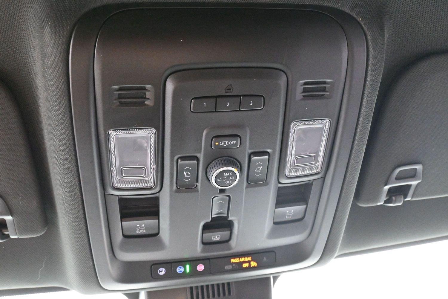 Used 2023 Black Chevrolet High Country image 32