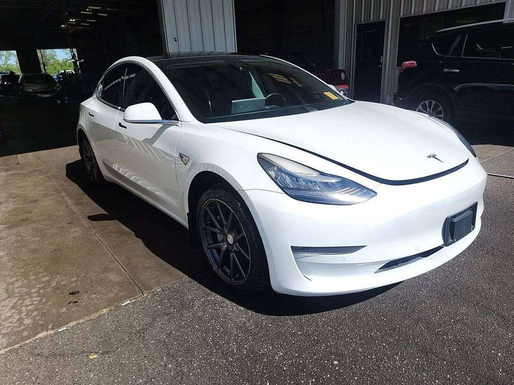 2019 Tesla Model 3 Standard Range's photo