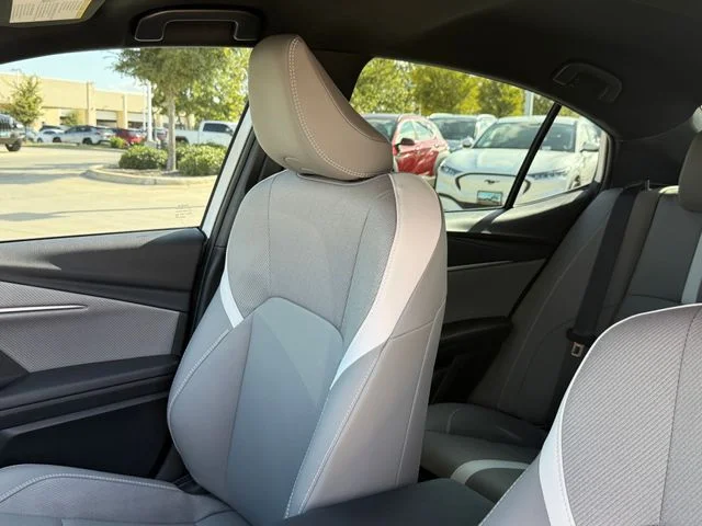 Used 2026 Ice Toyota SE image 15