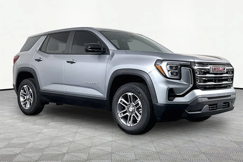 New 2027 Sterling Metallic GMC Elevation image 3
